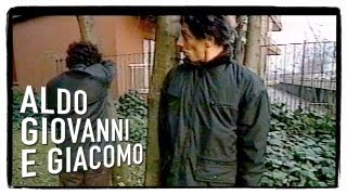 Il nascondino  Gli Svizzeri di Aldo Giovanni e Giacomo [upl. by Leontine]