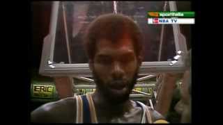 Kareem AbdulJabbar Wins the Game with Sky Hook 1979 [upl. by Anyale]