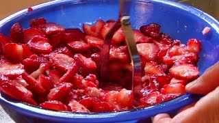 Pomonas Pectin quotHow To Make LowSugar Strawberry Jamquot [upl. by Ahsied]