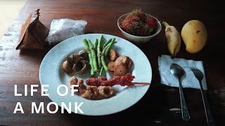 What Do Monks Eat  Life of a Monk [upl. by Aubin452]