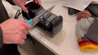 Chef’s choice  model 130  electric knives sharpener [upl. by Lymann]